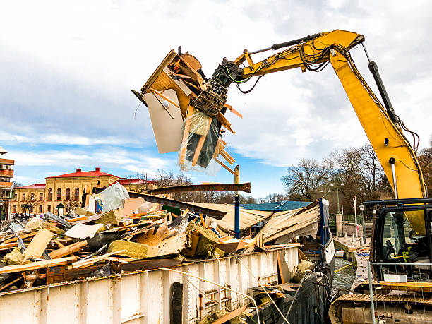 Best Trash Removal Near Me  in Kenedy, TX